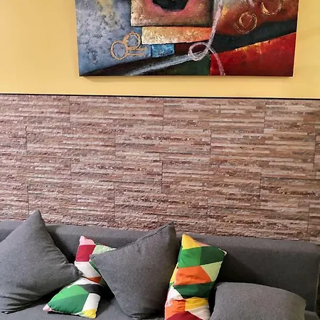 House Apartment *